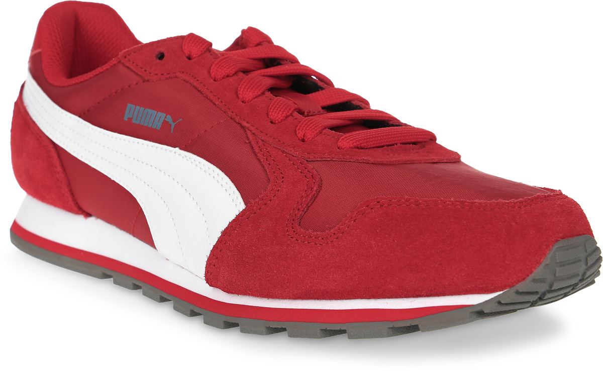 Кроссовки35673817 Кроссовки35673817Стильные мужские кроссовки ST Runner NL от Puma идеальная обувь для активных людей. Модель выполнена из нейлона со вставками из натуральной замши и натуральной кожи. Подкладка выполнена из текстиля. Стелька из ЭВА с текстильной поверхностью комфортна при ходьбе. Шнуровка надежно фиксирует изделие на ноге. На язычке, на заднике и сбоку изделие оформлено фирменным логотипом. Промежуточная подошва обладает хорошими амортизирующими свойствами. Рельефная поверхность обеспечивает идеальное сцепление с любыми поверхностями. Удобные кроссовки - выбор истинных ценителей активного образа жизни.