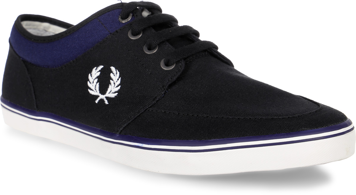 КедыB1167-102 КедыB1167-102Стильные мужские кеды Stratford Canvas от Fred Perry выполнены из плотного текстиля. Подкладка и стелька из текстиля комфортны при движении. Шнуровка надежно зафиксирует модель на ноге. Подошва дополнена рифлением.