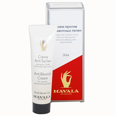 Крем для рук Mavala против пигментных пятен, 30 мл07-248 Крем для рук Mavala против пигментных пятен, 30 мл07-248Крем для рук осветляет и предотвращает появление новых пигментных пятен. Данный комплекс растительных экстрактов (клубничная бегония, виноград, корень тутового дерева) осветляет кожу и регулирует естественную пигментацию. Протеины миндаля позволяют мягко отшелушивать омертвевшие клетки кожи и замедляют процесс выработки меланина, возвращая сияние и эластичность коже. UV фильтры предотвращают, вызванную ультрафиолетовыми лучами, пигментацию. Наносится ежедневно локально на пигментные пятна в течение 3-4 недель.