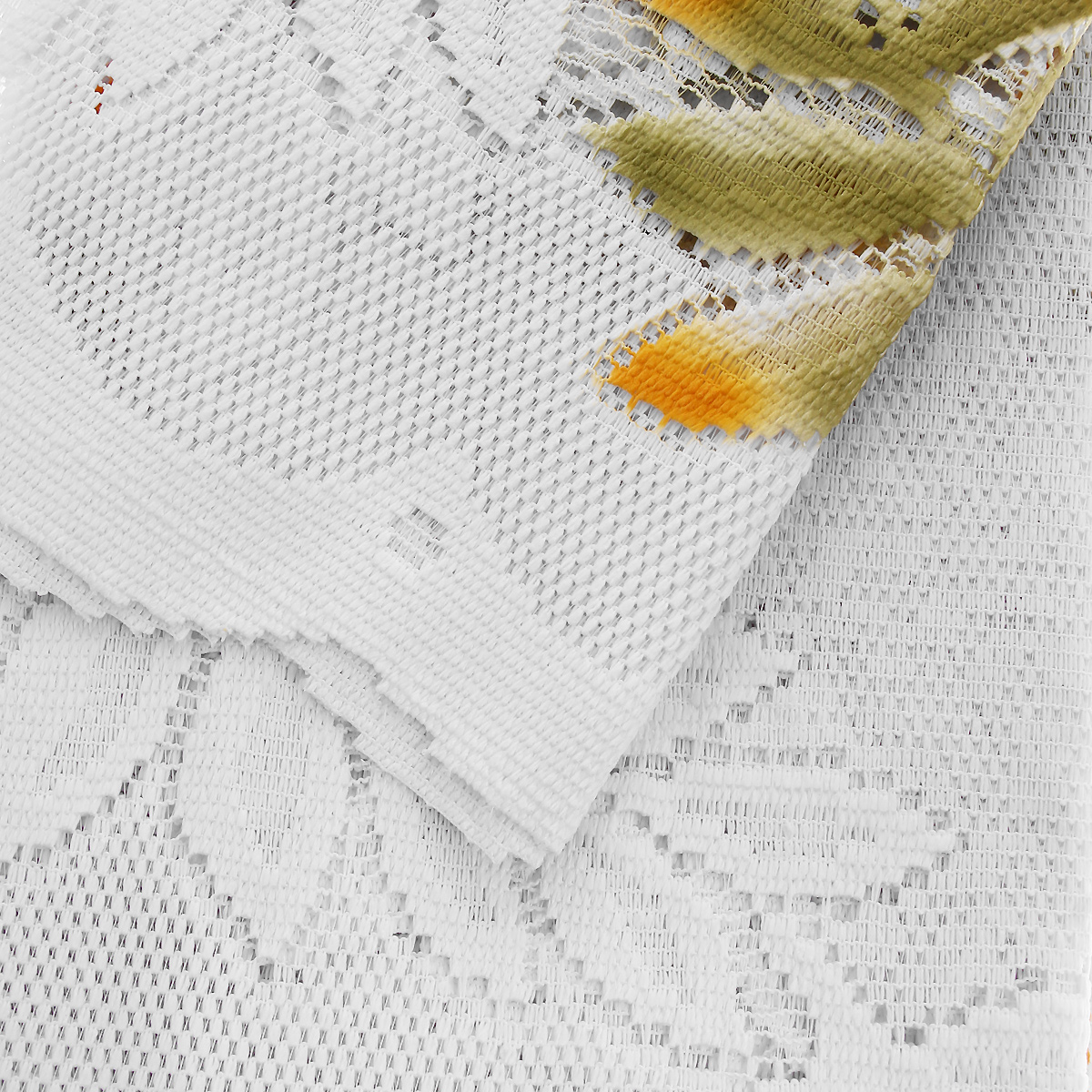 Скатерть Wisan "Julian", овальная, цвет: белый, 140 x 210 см