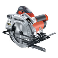 Пила дисковая Black&Decker KS 1400LKS 1400L Пила дисковая Black&Decker KS 1400LKS 1400LПила дисковая Black&Decker KS 1400L предназначена для продольных, поперечных и косых резов по дереву и пластику. До 65 мм прямого пропила или пропил под углом Мощный мотор для высокой производительности Встроенный лазерный модуль поможет придерживаться прямолинейной траектории Регулировка глубины пиления для оптимального режима резания Возможность наклона подошвы до 45 градусов для выполнения косых резов Возможность подключения пылесоса для поддержания чистоты рабочего места Дополнительная рукоятка для удобства и контроля при работе Блокировка шпинделя для быстрой замены диска Пильный диск
