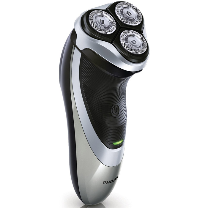 Philips PT 860/16 электробритваPT860/16 Philips PT 860/16 электробритваPT860/16Новая система Philips PowerTouch заряжает энергией по утрам. Бритва для сухого бритья Philips PT 860 с увеличенным временем автономной работы, возможностью полной промывки под водой и гарантированным качеством технологии DualPrecision позволяет быстрее закончить утренние сборы. Эффективная система питания От 50 минут в режиме автономной работы для 17 сеансов бритья. Полная зарядка занимает 1 часов, поэтому бритва готова к использованию в любое время. Система Super Lift&Cut Встроенная система сдвоенных лезвий электробритвы поднимает волоски для комфортного бритья на уровне кожи. Технология динамичного повторения контуров Автоматически подстраивается под изгибы лица и шеи для идеально гладкого бритья. Бреющая система DualPrecision Головки DualPrecision оснащены прорезями для сбривания длинных волосков и отверстиями для удаления едва заметной щетины. Все части бритвы можно мыть под водой Благодаря...