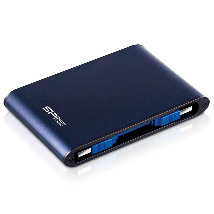 Silicon Power Armor A80 500GB, Blue внешний жесткий дискSP500GBPHDA80S3B Silicon Power Armor A80 500GB, Blue внешний жесткий дискSP500GBPHDA80S3BПортативный жесткий диск Silicon Power Armor A80 с высокоскоростным интерфейсом USB 3.0. Элегантный дизайн: A80 обладает элегантным алюминиевым корпусом с особо обработанной поверхностью в виде тонких линий. Поверхность корпуса защищена от отпечатков пальцев, на ней также пропечатан логотип, придающий элегантный облик, так важный для профессионалов бизнеса. Ультрабыстрая скорость: Благодаря интерфейсу USB 3.0 Armor A80 демонстрирует высокую скорость чтения/записи, при этом устройство также поддерживает интерфейс USB 2.0. Водо- и пыленепроницаемость, устойчивость к давлениям и вибрации: Armor A80 прошел тест на водонепроницаемость в соответствии со стандартами IEC529 IPX7 во время которого диск был помещен под воду на 30 минут, после чего Armor A80 работал в нормальном режиме. Диск защищен от пыли и готов к таким непредвиденным ситуациям, как дождь, попадание жидкости или падение. Ударостойкий: В...