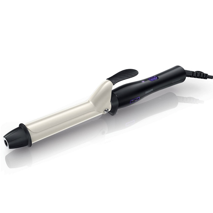 Philips HP8605/00 щипцы для завивки волосHP8605/00 Philips HP8605/00 щипцы для завивки волосHP8605/00Хотите создавать естественные локоны, укладка которых не требует много времени и сил, не высушивает и не повреждает волосы? Щипцы для завивки Philips HP8605/00 CurlControl с диаметром корпуса 25 мм оснащены защитным керамическим покрытием и возможностью регулировки температуры, подходящей для вашего типа волос. Естественный вид локонов Корпус диаметром 25 мм позволяет создать модный образ: естественные, свободно ниспадающие локоны, созданные словно самой природой. Бережный уход Защитное керамическое покрытие обеспечивает равномерное распределение тепла и снижает риск повреждения волос - волосы становятся мягкими и блестящими. Регулировочное колесико Регулировочное колесико с 8 настройками температуры (от 130 до 200 °C) позволяет выбрать температуру, подходящую для вашего типа волос. Безопасное использование Функция автоматического отключения была разработана для вашего спокойствия. Если щипцы для завивки оставить...