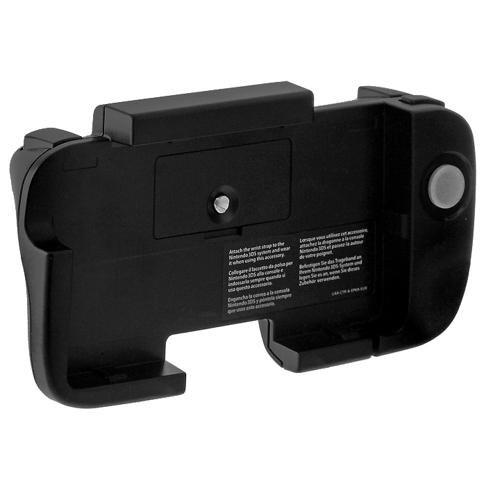 Игровой контроллер Circle Pad Pro (3DS)CTR A ESKA EUR Игровой контроллер Circle Pad Pro (3DS)CTR A ESKA EURПериферийный контроллер Circle Pad Pro создан специально для игровой портативной системы Nintendo 3DS! На первый взгляд он может показаться несколько тяжеловесным - но не спешите с выводами. 480 часов работы и дополнительный стик для контроля над игровыми перемещениями и действиями с лихвой это компенсируют. Компания Nintеndo всегда с трепетом относилась к своим детищам, постоянно предлагая геймерам обновления, новинки и дополнения. Подключение контроллера Circle Pad Pro к консоли дает возможность осматривать местность, более точно прицеливаться и передвигаться. В большинство игр, среди которых Metal Gear Solid 3: Snake Eater 3D, Kid Icarus: Uprising, Monster Hunter Tri G, Kingdom Hearts 10th Anniversary и другие, с таким приспособлением играть намного удобнее и интереснее. Расширьте свои игровые возможности!
