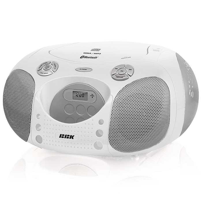 BBK BX110BT, White4630011250949 BBK BX110BT, White4630011250949BBK BX110BT – ультрасовременная CD-магнитола со встроенным Bluetooth-модулем, которая позволяет устроить зажигательную вечеринку где угодно – под открытым небом, в центре города или на даче у друзей. Модель поддерживает протокол A2DP, что дает возможность подключить ее к большинству устройств, имеющих Bluetooth. CD-магнитола воспроизводит MP3-файлы с USB-носителей или компакт-дисков формата CD/CD-R/CD-RW. Порядок проигрывания треков задается при выборе одного из предусмотренных режимов: P-Mode (программирование воспроизведения) или RANDOM (воспроизведение в произвольном порядке). Для приема эфирных радиостанций в BX110BT предусмотрен тюнер Digital Readout (отображение выбранной частоты на цифровом дисплее). Благодаря наличию линейного входа музыку можно слушать не только с CD-дисков и флеш-брелоков, но и с портативного плеера. Модель доступна в двух цветовых вариантах: белом и черно-желтом. Аналоговый FM/AM-тюнер Поддержка A2DP или любых других Bluetooth-устройств ...