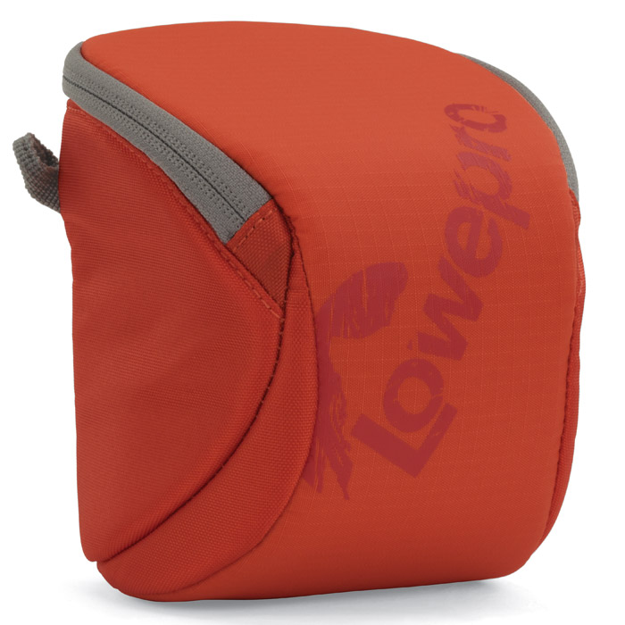 Lowepro Dashpoint 30, Red чехол для фотокамерыDashpoint 30 красный Lowepro Dashpoint 30, Red чехол для фотокамерыDashpoint 30 красныйУдобный чехол Lowepro Dashpoint 30 для компактных фотокамер. Внутренняя отделка из вспененного полимера (EVA) надежно защитит и другие Ваши мобильные устройства. Также имеется внутренний кармашек для карты памяти. Вертикальный или горизонтальный вариант крепления Подходит для смартфонов и других мобильных электронных устройств
