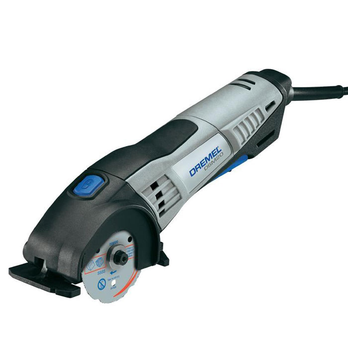 Пила дисковая Dremel DSM20 (F013SM20JE)F013SM20JE Пила дисковая Dremel DSM20 (F013SM20JE)F013SM20JEDremel DSM20 – идеальная компактная пила с превосходной видимостью линии пропила. Благодаря четкой линии пропила, мощному двигателю и использованию абразивных кругов эта пила может с легкостью выполнять точные прямые пропилы, врезное пиление и резку заподлицо в материалах толщиной до 20 мм. Продукт поставляется с широким выбором абразивных кругов, что в сочетании с пылеулавливающим отверстием обеспечивает чистую и точную работу по дереву, металлу, пластмассе, керамике и плитке. В набор входят три насадки, которые помогают выполнять самые разнообразные работы по резке с Dremel DSM20. Благодаря направляющей теперь очень просто выполнять пропил параллельно краю заготовки. А направляющая для резки 2x4 может использоваться для быстрой и точной резки бруса 2x4. Dremel DSM20 – идеальное решение в области резки.