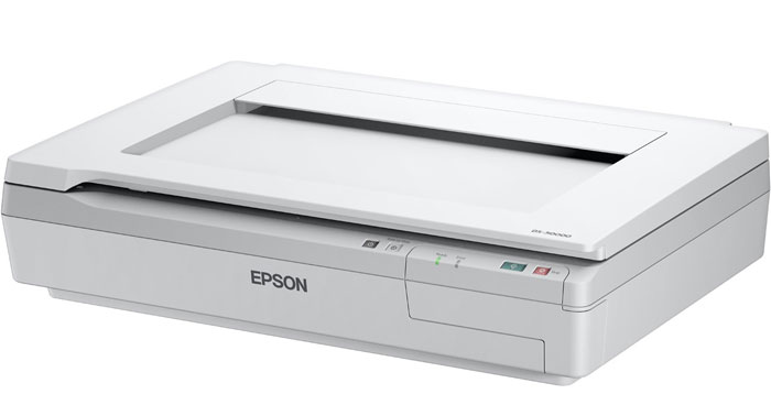 Epson WorkForce DS-5500 сканерB11B205131 Epson WorkForce DS-5500 сканерB11B205131Epson WorkForce DS-5500 представляет собой планшетный сканер формата А4 без автоматической подачи документов с высокой дневной нагрузкой и предназначен для таких сфер как образование, медицина, госсектор. Данный сканер идеально подойдет для оцифровки брошюр, буклетов, книг, ветхих документов и различных материалов, требующих оцифровки только с планшета. Высокое качество: Благодаря матрице CCD обеспечивается большая глубина резкости, что позволяет производить сканирование 3-мерных объектов или даже книг, брошюр и журналов. Высокое качество и четкость при сканировании достигается также и благодаря высокой разрешающей способности сканера Epson WorkForce DS-5500 - 1200dpi. Уникальные технологии: Благодаря технологии Epson ReadyScan LED сканер Epson WorkForce DS-5500 почти мгновенно выходит на нужный для сканирования уровень света и значительно экономит электроэнергию при сканировании. В качестве источника света используется светодиодная лампа, более...