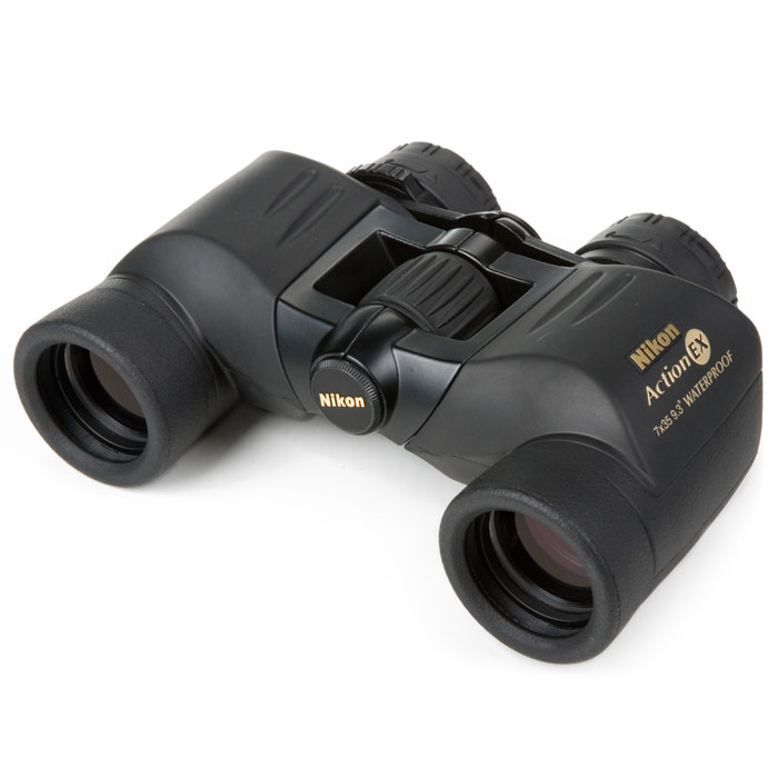Nikon Action VII EX 7x35 WP бинокльBAA660AA Nikon Action VII EX 7x35 WP бинокльBAA660AAБудучи надежно защищенным от воды, загрязнений и механических повреждений, бинокль Nikon 7x35 WP Action EX также имеет такое немаловажное свойство, как компактность и малый вес. Его оптика, дающая изображение высокого качества благодаря многослойному просветлению, никогда не запотеет - об этом позаботится азот, заполняющий корпус прибора. Таким образом, этот бинокль столь же вынослив, мощен и неприхотлив, как и человек, приобретающий его: модель Nikon 7x35 WP Action EX особенно часто используется охотниками, спортивными болельщиками, туристами, то есть всеми, кому приходится проводить наблюдения в сложных ситуациях и непростых погодных условиях. Если Вы предпочитаете жить в действии и постоянно находиться в движении, то бинокль серии Action EX - дающий широкий обзор, никогда не запотевающий, прочный и водостойкий - не станет Вам помехой, а будет верным спутником и надежным помощником. Основные особенности модели: - водозащищенность до 1 метра в течение 5 минут, -...