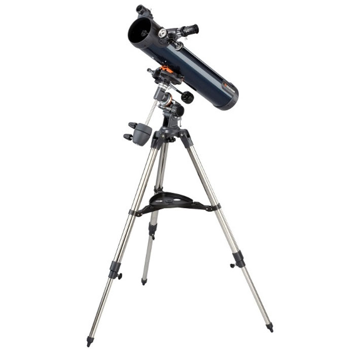 Celestron AstroMaster 76 EQ телескоп-рефлектор НьютонаC31035 Celestron AstroMaster 76 EQ телескоп-рефлектор НьютонаC31035Телескоп Celestron AstroMaster 76 EQ - это мощный оптический инструмент, обладающий качественной оптикой, надежностью и простотой в эксплуатации. Устройство дает яркие, контрастные изображения тысяч объектов ночного неба, делая занятия астрономией интересными и доступными каждому. Телескоп быстро подготавливается к работе, не требуя инструментов для сборки, и практически не нуждается в техническом обслуживании. Телескопы серии AstroMaster оснащены переработанными искателями StarPointer, упрощающими наведение на цель, быстросъемными приспособлениями типа «ласточкин хвост» для крепления оптической трубы, удобными полочками для аксессуаров и легкими, предварительно собранными стальными треногами. Телескопы имеют ручное управление, позволяющее легко и быстро находить небесные объекты и следить за ними. Интересуют наблюдения наземных объектов? Оптика с прямым изображением идеально подходит для этих целей.