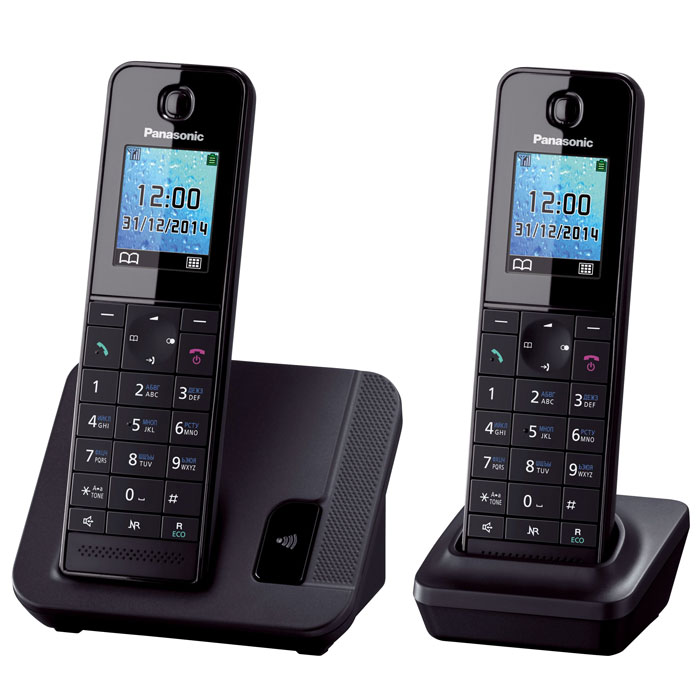Panasonic KX-TGH212 RUB, Black DECT-телефонKX-TGH212RUB Panasonic KX-TGH212 RUB, Black DECT-телефонKX-TGH212RUBБеспроводной DECT-телефон Panasonic KX-TGH212 RU с функцией резервного питания и радионяней. Обладает компактным дизайном корпуса и приятной подсветкой. В число полезных функций также входит автоматический определитель номера, широкий телефонный справочник на 200 записей, опция снижения уровня фонового шума. Данный телефон совместим с брелоком-искателем KX-TGA20RU, которой помогает найти любой предмет с помощью трубки.