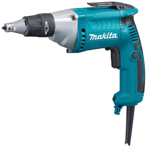 Makita FS2300 шуруповертFS2300 Makita FS2300 шуруповертFS2300Сетевой шуруповерт Makita FS2300 – желанный помощник там, где часто приходится работать с крепежом, например, при обшивке каркасов деревянными или пластиковыми панелями или гипсокартонными листами. Инструмент весьма комфортен и не вызывает чрезмерной утомляемости даже при самой продолжительной работе. Весит он всего 1.6 кг. Эргономичная форма рукоятки оптимальна для удобного захвата, а прорезиненная вставка исключает соскальзывание инструмента. Все вместе это обеспечивает максимальный контроль над шуруповертом Макита FS2300 и надлежащее качество выполняемых работ. В перерывах между шуруповертными работами инструмент может крепиться на поясном ремне. Для этого на корпусе имеется практичная и прочная клипса. Встроенная в рукоятку лампа точечной подсветки позволяет работать без ущерба качеству при недостаточном общем освещении. Шуруповерт Makita FS2300 оптимален для серийного ввинчивания крепежа на заданную глубину, поскольку содержит простую и понятную систему регулировки с...