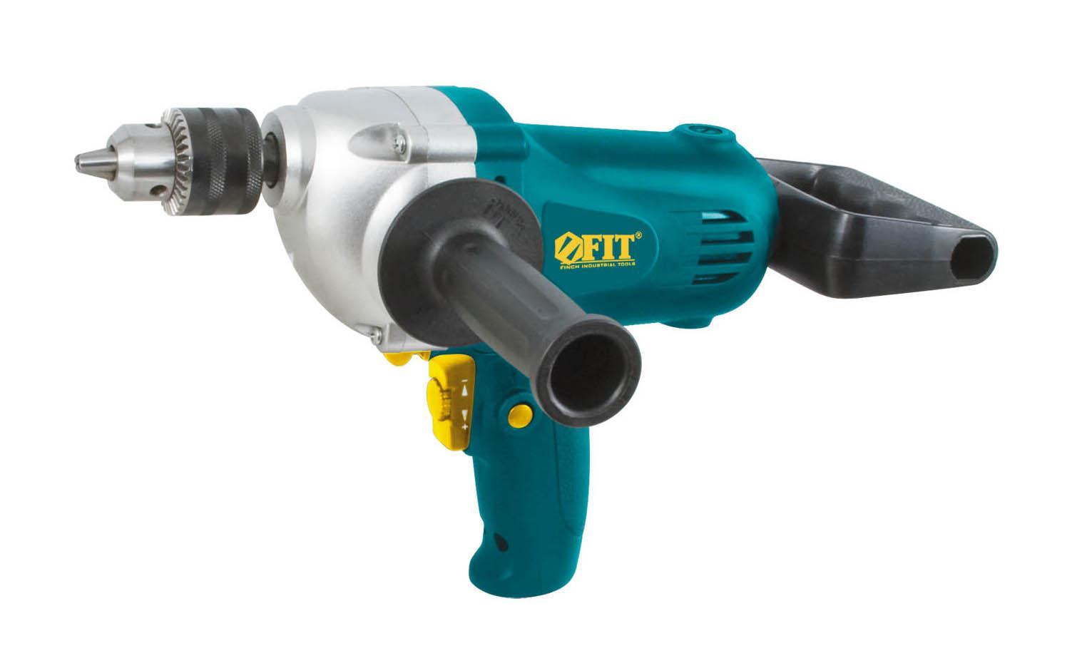 Дрель-миксер FIT EM-850EM 850 Дрель-миксер FIT EM-850EM 850Дрель-миксер FIT EM-850 — это легкий и производительный инструмент для размешивания строительных смесей и безударного сверления отверстий в металлических и деревянных поверхностях. Преимущества модели: мощный двигатель, электронная система регулировки числа оборотов, реверс, надежный ключевой патрон, облегченный доступ к угольным щеткам, блокировка кнопки пуска, две дополнительные рукоятки. Дрель-миксер FIT EM-850 предназначена для размешивания строительных смесей и растворов (красок, клеев, сухих строительных смесей) и безударного сверления отверстий в древесине и металле. Этот функциональный инструмент оснащен мощным двигателем на 850 Вт, стойко переносящим интенсивные нагрузки. Корпус редуктора выполнен из металла. Это не только защищает механизм от повреждений, но и способствует эффективному отводу тепла и охлаждению. В результате редуктор не перегревается даже при длительной эксплуатации. Чтобы не утомлять руку непрерывным нажимом на пуск при...