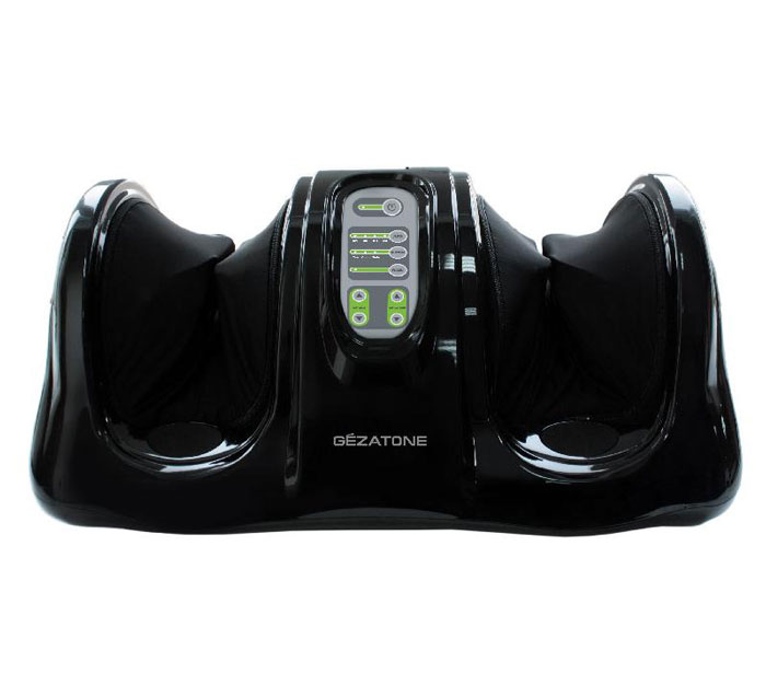Gezatone Массажер блаженство для ног Massage magic AMG7111301136 Gezatone Массажер блаженство для ног Massage magic AMG7111301136Массажер для профессионального воздействия на стопы и голени сочетает в себе техники восстанавливающего массажа Шиацу с интенсивным роликовым массажем. Быстро снимает усталость, улучшает самочувствие. Благодаря массажу Шиацу снимается напряжение в мышцах и суставах, восстанавливается нормальное кровоснабжение, стимулируется вывод застоявшейся жидкости. Воздействие роликами на активные точки стопы производит эффект рефлексотерапии, открывает энергетические каналы, способствует восстановлению общей работоспособности и снимает дискомфорт и усталость ног. Особенности: Прибор обеспечивает одновременный массаж активных точек на обеих ступнях, что дает в 3-5 раз более выраженный эффект, чем массаж каждой стопы по отдельности. Массажер ориентирован на индивидуальное использование: он буквально подстраивается под особенности строения стопы каждого человека. Вы получаете отличный профессиональный массаж и рефлексотерапию, как у лучших восточных ...