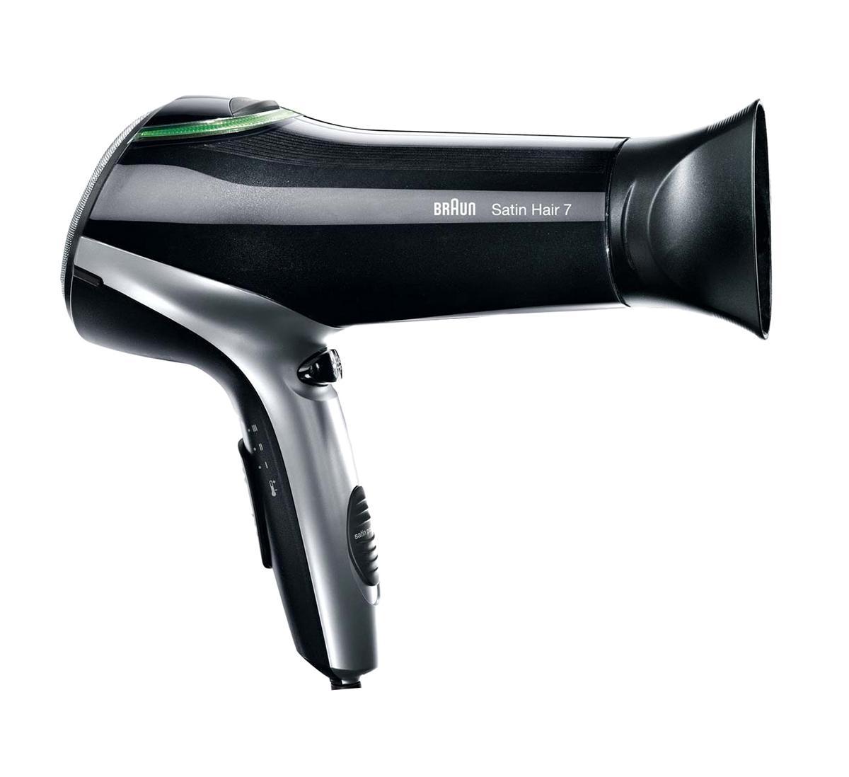 Braun HD730 фенHD730 Braun HD730 фенHD730Фен Braun HD730 подойдет для любого типа волос, поскольку вы можете отрегулировать его работу в соответствии с вашими потребностями. Три режима температур переключаются специальным регулятором от слегка теплой температуры до горячей. Две скорости позволяют либо медленно подсушить волосы на первой скорости, либо быстро достичь результата - на второй. Используйте холодный воздух для фиксирования прически на завершающем этапе. Фен способен не только быстро высушить волосы, но и не повредить их при этом. Керамический модуль позволяет максимально оптимально распределять тепло, чтобы горячий воздух не пересушивал кожу голову и волосы. Фен имеет высокую мощность 2200 Вт. Фен Braun HD730 оснащен функцией Iontec, которая защищает ваши волосы от пересушивания. Когда вы пользуетесь феном, специальное устройство насыщает ваши волосы ионами satin ions , они притягивают частицы влаги из окружающего воздушного пространства и снимают статическое электричество. Вы можете купить фен и убедиться, что...