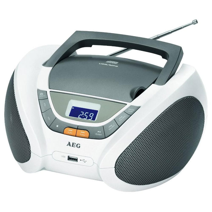AEG SR 4358, White аудиомагнитолаSR 4358 weiss AEG SR 4358, White аудиомагнитолаSR 4358 weissAEG SR 4358 - стильная и компактная магнитола с ЖК-дисплеем и различными вариантами цветового исполнения. Благодаря отсеку для батареек, устройство можно брать с собой в дорогу или на пикники. Для прослушивания ваших любимых радиостанций предусмотрен встроенный цифровой PLL и FM/AM-тюнер, а также телескопическая антенна. Магнитола имеет разъемы USB и AUX для подключения дополнительных устройств. Потребляемая мощность: 9 Вт Элементы питания: 6 х 1.5 В (UM2) (в комплект не входят)