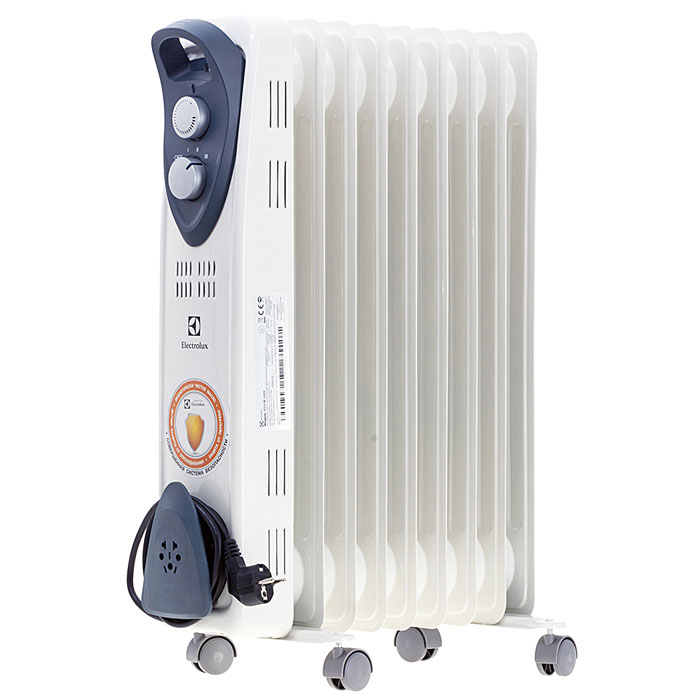 Electrolux 3209M/EOH масляный обогревательEOH/M-3209 Electrolux 3209M/EOH масляный обогревательEOH/M-3209Electrolux EOH/M-3209 – компактный масляный радиатор с удобным управлением. Обогреватель снабжен высоконадежным термостатом, имеет защиту от перегрева и опрокидывания. Electrolux EOH/M-3209 имеет три режима обогрева. Он оборудован местом для хранения шнура питания, а также ручкой для удобного передвижения.