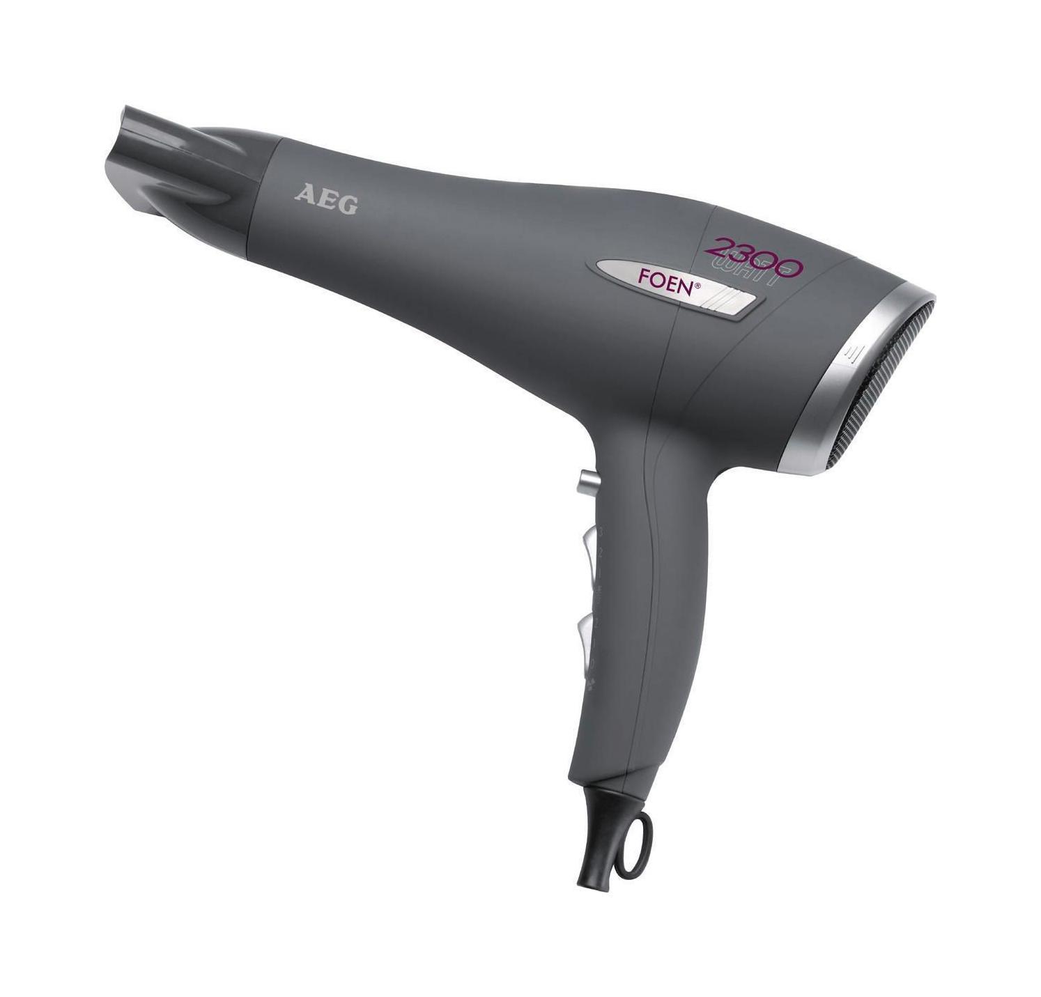 Фен AEG HT 5580 AnthracitHT 5580 Anthracit Фен AEG HT 5580 AnthracitHT 5580 AnthracitAEG HT 5580 порадует вас своим стильным дизайном и цветовым решением. Он позволяет быстро высушить волосы, уложить их в прическу, придать желаемый объем или разгладить непослушные локоны.