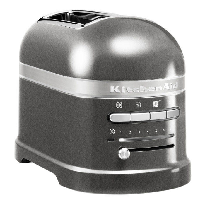 KitchenAid Artisan (5KMT2204EMS), Grey тостер5KMT2204EMS KitchenAid Artisan (5KMT2204EMS), Grey тостер5KMT2204EMSKitchenAid Artisan 5KMT2204 - один из самых совершенных тостеров, представленных сегодня на рынке. Его классический дизайн послужит отличным дополнением любого интерьера кухни, кроме того, вы сможете выбрать цвет тостера в зависимости от своих предпочтений. Девять режимов работы позволяют получить хрустящую корочку от слегка золотистого до коричневого цвета. Когда тосты готовы, подается звуковой сигнал. Затем тостер поддерживает готовые хлебцы теплыми, пока их не вынут. Для тех, кто любит незажаренный теплый хлеб к завтраку, предусмотрена функция подогревания. Установив на верхнюю часть прибора решетку для разогрева выпечки, вы получите вкусные булочки, пирожки, круассаны, будто только вынутые из духовки. Надежность и долговечность техники KitchenAid определяется технологией производства. Цельнометаллический корпус покрывается ударопрочной, гигиеничной эмалью, все материалы и детали приборов проходят тщательную проверку, поэтому тостеры KitchenAid служат своим владельцам не...