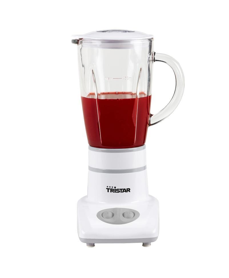 Tristar BL-4431 0,45L блендерBL-4431 Tristar BL-4431 0,45L блендерBL-4431Этот компактный блендер Tristar BL-4431 идеально подходит для приготовления детского питания, диетических коктейлей, фруктовых соков и молочных коктейлей. 2 скорости настройки и крышка с отверстие для пополнения делает блендер Tristar BL-4431 практичным и простым в использовании. Пластиковый корпус легко чистится.