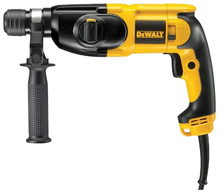 DeWalt D25013 KD25013 K DeWalt D25013 KD25013 KДомашний помощник Производитель ручного инструмента DeWalt создал модель D25013 K для использования как в быту, так и на производстве. Перфоратор предназначен для создания отверстий в металле, в дереве и других твердых материалах. В режиме «сверление с ударом» или «долбление» инструмент способен продолбить отверстие в бетоне, кирпиче, керамике. А если переключиться в режим «завинчивание» инструмент превращается в обычный шуруповерт, которым можно вкручивать саморезы. Отличная производительность При относительно не сложных видах работ, а также при эксплуатации инструмента на высоте вам необходим сравнительно легкий и производительный перфоратор. Именно таким является D25013 K от производителя DeWalt. Весом 2.5 кг, он снабжен мощным двигателем 650 Вт и длинным сетевым кабелем 2.5 м. Модель имеет функцию удара с энергией 2.4 Дж, частотой 4550 уд/мин., что делает его отличным «убийцей» бетона и кирпича. Долбить или сверлить...