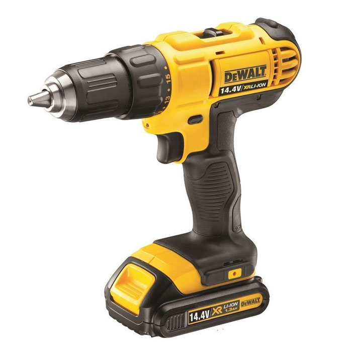 Дрель аккумуляторная DeWALT DCD734C2177285 Дрель аккумуляторная DeWALT DCD734C2177285Мощная компактная дрель-шуруповерт DeWALT DCD734C2 последнего поколения с новыми уникальными аккумуляторами технологии XR Li-Ion емкостью 1.3 Ач. Компактный 13 мм одномуфтовый быстрозажимной патрон с автоматической блокировкой шпинделя для быстрой смены насадок одной рукой 2-х скоростной полностью металлический редуктор, регулируемая скорость и реверс Интеллектуальный выключатель со встроенной электроникой, обеспечивающий полный контроль над инструментом 16-ступенчатый регулятор крутящего момента для работы в различных материалах и шурупами разного размера Светодиодная подсветка обеспечивает максимальное освещение рабочей зоны Эргономичный дизайн и прорезиненная рукоятка обеспечивают удобство и комфорт пользователя Универсальное зарядное устройство, совместимое со всеми батареями серии XR Li-Ion Инструмент создан на базе новых интеллектуальных литий-ионных батарей серии XR, специально разработанных для эффективного и быстрого...