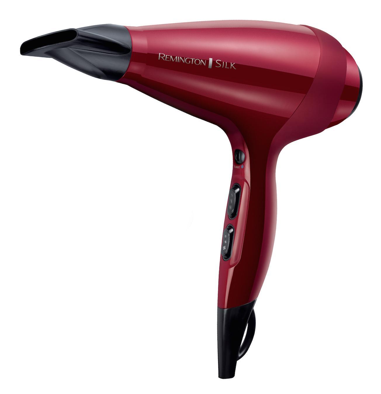 Remington AC9096 фенSilk AC9096 Remington AC9096 фенSilk AC9096Мощный, профессиональный фен быстро и эффективно высушивает волосы, ведь имеет двигатель 2400 Ватт, 140 км/ч скорость воздуха, ионный генератор и керамическую решетку Silk для непревзойденного укладки каждый раз!