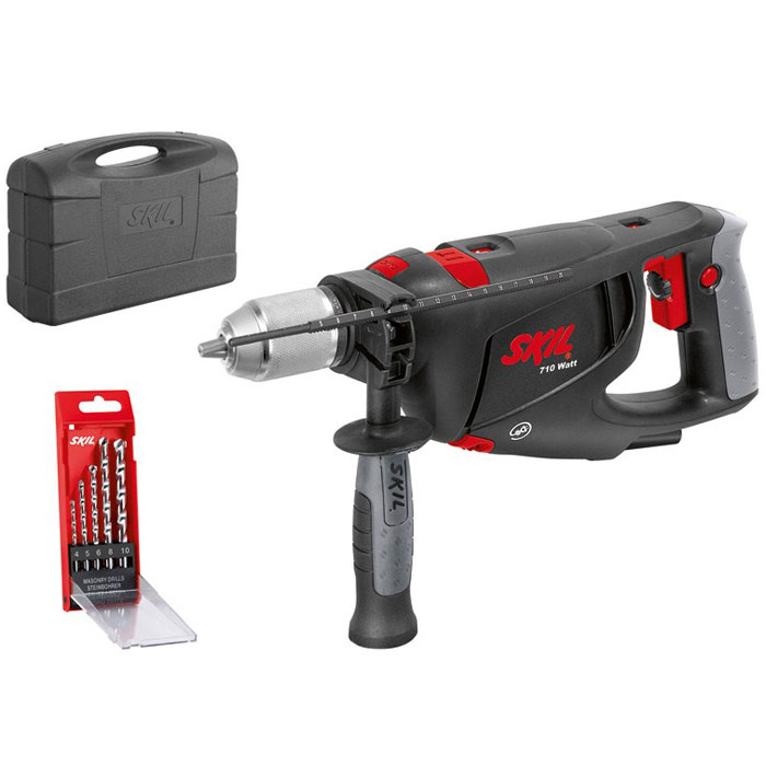 Skil 6LD дрель ударная (F0165LD)F0165LD Skil 6LD дрель ударная (F0165LD)F0165LDSkil 6LD - эргономичная ударная дрель с современным дизайном. Модель оснащена 13-миллиметровым износостойким металлическим одномуфтовым быстрозажимным патроном. Удобная система блокировки шпинделя специально создана для быстрой и простой смены принадлежностей. Высокая частота ударов и мощный двигатель обеспечивает быстрое и легкое сверление каменной кладки. Регулятор глубины устанавливается легко и быстро. Поддерживать оптимальную производительность поможет удобный выключатель с функцией регулировки скорости. Рукоятки с мягким нескользящим покрытием обеспечивают комфортные условия работы. Скорость без нагрузки: 0-3100 об/мин Уровень звукового давления: 96 дБ Уровень звуковой мощности: 107 дБ Уровень вибрации (при сверлении отверстия в металле): 7,2 м/с2 Уровень вибрации (ударное сверление отверстий в бетоне) : 24,2 м/с2