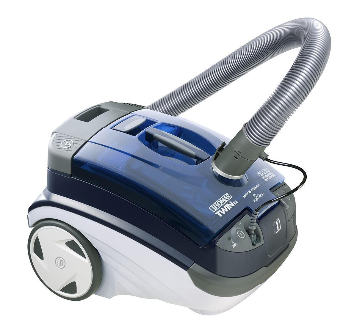 Thomas 788540 Twin T2 AquafilterTwin T2 Aquafilter Thomas 788540 Twin T2 AquafilterTwin T2 AquafilterМногофункциональный моющий пылесос Thomas Twin T2 с аквафильтром и сертификатом для аллергиков. Инжекционный фильтр + циклонная система водной фильтрации НЕРА-фильтр, моющийся Микрофильтр выходящего воздуха Двухступенчатая турбина большой мощности Специальный насос, обеспечивающий давление моющего раствора 4 бара Легкосъемный резервуар для грязной воды Предельная простота в обращении Электронное управление «Touch-Tronic» Ступень «ЕСО», нижний уровень мощности двигателя Электронная регулировка силы всасывания Управление функциональным переключателем «Softtouch» Интегрированныий шланг подачи моющего раствора с запорным клапаном Бампер для защиты мебели Два положения парковки Телескопическая трубка из нержавеющей стали Автоматическая смотка кабеля Брызгозащищенный корпус