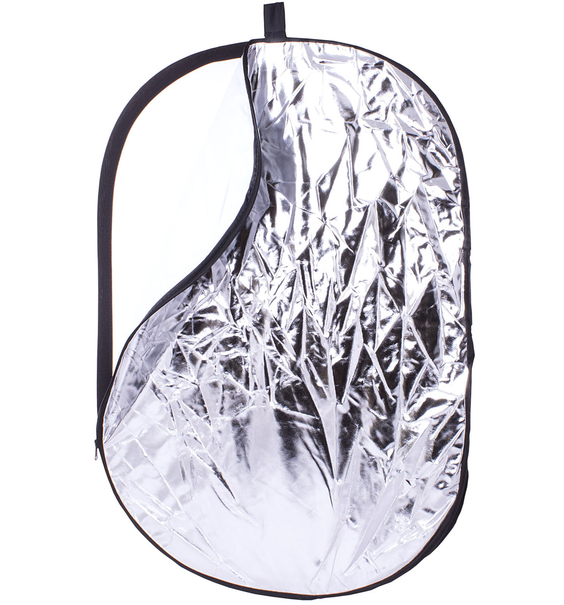 Ditech RF6090WS, White Silver отражательRF6090WS Ditech RF6090WS, White Silver отражательRF6090WSОтражатель Ditech RF6090 предназначен для рассеивания светового потока и создания комфортных условий для снимков. Он станет незаменимым дополнением при съемке с естественным освещением. Используется для студийной или выездной фотосессии.