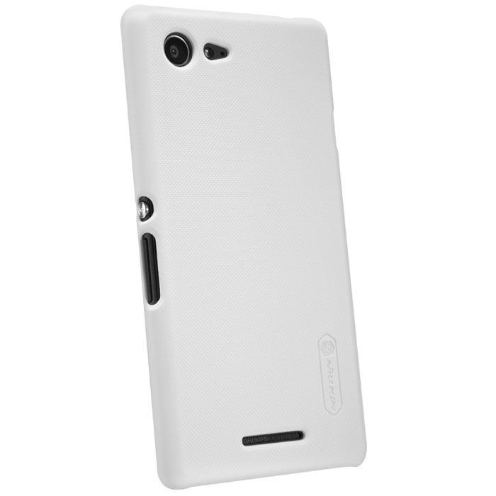 Nillkin Super Frosted Shield чехол для Sony Xperia E3, White2000000020518 Nillkin Super Frosted Shield чехол для Sony Xperia E3, White2000000020518Чехол Nillkin Super Frosted Shield для Sony Xperia E3 изготовлен из экологически чистого поликарбоната путем высокотемпературной высокоточной формовки. Обе стороны чехла выполнены в соответствии с самой современной технологией изготовления матовых материалов, устойчивых к оседанию пыли, и покрыты краской, светящейся под воздействием ультрафиолета. Элегантный дизайн, чехол приятен на ощупь. Жесткость чехла предотвращает телефон от повреждений во время транспортировки. Размер чехла точно соответствует размеру телефона с четким соответствием всех функциональных отверстий. Вы можете использовать чехол, как вам будет удобно. Он изготовлен из цельной пластины методом загиба, износостойкий, устойчив к оседанию пыли, не скользит, устойчив к образованию отпечатков, легко чистится. Супертонкий Не скользит в руках