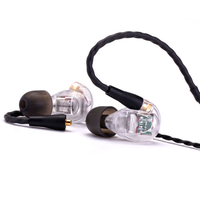 Westone UM PRO30, Clear наушники15116759 Westone UM PRO30, Clear наушники15116759Westone UM Pro 30 – арматурные наушники с тремя излучателями, независимо передающими низкие, средние и высокие частоты. Благодаря премиальной трехдрайверной структуре удалось добиться ровного сбалансированного звучания на всем частотном диапазоне. Модель идеально подойдет для сценических выступлений, а также студийной и домашней звукозаписи. В комплектацию наушников входят съемный витой кабель EPIC, который обеспечит идеальную посадку благодаря удобной фиксации за ухом, а набор патентованных насадок из силикона Star из пеноматериала True-Fit позволит абстрагироваться от внешних шумов. Пассивная шумоизоляция до 25 дБ Ручная американская сборка