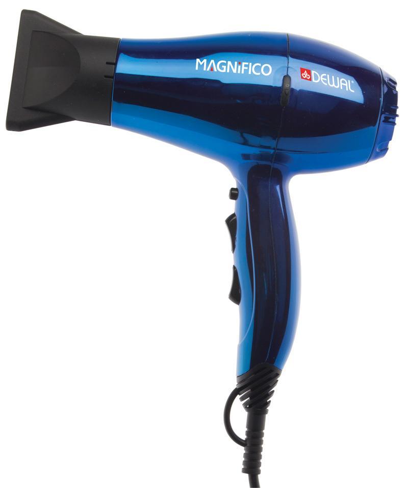 Dewal Magnifico 03-007, Blue фен03-007 Blue Dewal Magnifico 03-007, Blue фен03-007 BlueMagnifico 03-007 - тихий, компактный, легкий и, в то же время, мощный инструмент. Сочетание этих характеристик делает данную модель идеальной для использования как в профессиональных, так и в личных целях Фен оснащен генератором ионов с отрицательным зарядом. Функция ионизации делает волосы мягкими и блестящими, восстанавливает их структуру, улучшает увлажнение и расчесывание волос, снимает статическое электричество. Отрицательные ионы воздействуют на частицы воды во влажных волосах. Эти частицы дробятся ионами и поглощаются волосами, что улучшает их увлажнение. Волосы заряжаются ионами. Структура волос восстанавливается, они становятся гладкими и легко расчесываются, достигается эффект бальзама и кондиционирования. При необходимости, лучше впитывают косметические средства