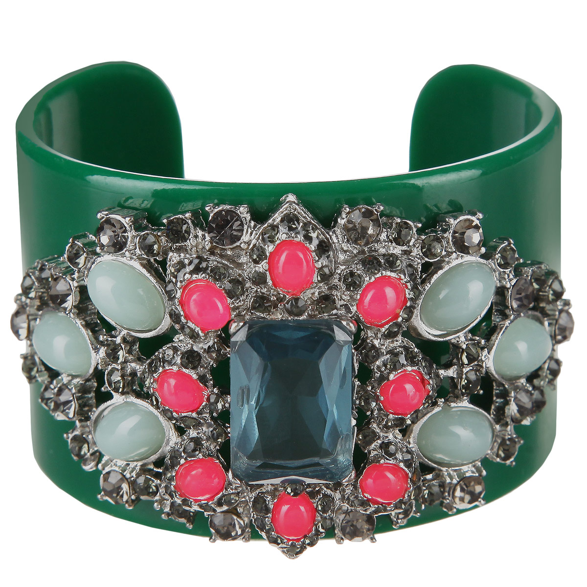 Браслет Milana Style, цвет: зеленый. 00195sl00195sl Браслет Milana Style, цвет: зеленый. 00195sl00195slБраслет Milana Style не оставит равнодушной ни одну любительницу модных аксессуаров. Браслет изготовлен из пластика и украшен металлическим декоративным элементом из бижутерного сплава, инкрустированным розовыми и голубыми искусственными камнями. Такой браслет будет идеально смотреться на ручке своей обладательнице. Благодаря изящному дизайну и лаконичному сочетанию цветов, браслет идеально подойдет как для повседневного образа, так и для вечернего наряда. С аксессуарами Milana Style можно подобрать себе украшение на любой случай жизни. Идеальный вариант для женщин и девушек, которые любят стиль во всем, даже в мельчайших деталях.