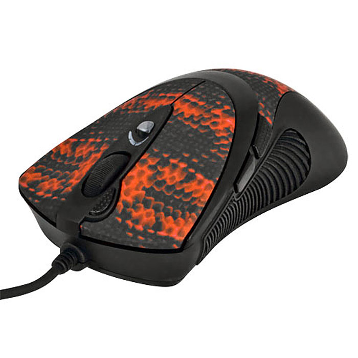 A4Tech XL-740K, Black Red игровая мышь94399 A4Tech XL-740K, Black Red игровая мышь94399Проводная лазерная мышь A4Tech XL-740K имеет новую эргономичную форму, обеспечивающую максимальный комфорт в игре. По бокам сделаны прорезиненные вставки, что исключает выскальзывание мыши в самой напряженной игровой ситуации. Мышь исключительно плавно движется при любых поворотах, реагируя на малейшие движения быстро и четко. Сенсор модели расположен непосредственно под центром ладони, что обеспечивает максимальную точность позиционирования курсора. В корпусе мыши находится специальный картридж, который вмещает до 7 грузиков общим весом 19,5 грамм. Их можно использовать для того, чтобы наилучшим образом отрегулировать вес мыши и достичь оптимальной инертности и сбалансированности, в соответствии с индивидуальными предпочтениями пользователя. Основные кнопки лазерной мыши «интегрированы» в корпус и составляют с ним единое целое. Две удобных кнопки под большим пальцем программируются, по умолчанию они выполняют команду «Вперед»/ «Назад». Рядом с колесом...