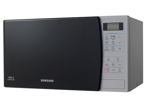 Samsung GE-83KRS-1 СВЧ-печьGE83KRS-1/BW Samsung GE-83KRS-1 СВЧ-печьGE83KRS-1/BWНа 3 л больше (Размер прежний - объем больше) На 3 л больше (Размер прежний - объем больше) Большинство покупателей хочет, чтобы их микроволновая печь обладала большой вместительностью, но в то же время была компактной. По высоте и ширине данная модель не отличается от 20-литровой, глубина печи увеличилась всего на 12 мм, за счет чего внутренний объем стал на 3 литра больше. Расширилась и полезная площадь камеры: теперь в печи могут с легкостью уместиться блюда до 388 мм в диаметре. БИОкерамическое покрытие БИОкерамическое покрытие Во всех микроволновых печах Samsung, используется БИОкерамическое покрытие камеры. Этот материал экологически безопасен, его легко очищать от загрязнений. Он в 10 раз более устойчив к царапинам, чем, например, нержавеющая сталь. Покрытие прочное и гладкое, на нем почти не остается нагара. БИОкерамика обладает низкой теплопроводностью, это сокращает время приготовления и уменьшает теплопотери. Кроме того, БИОкерамическое покрытие обладает...