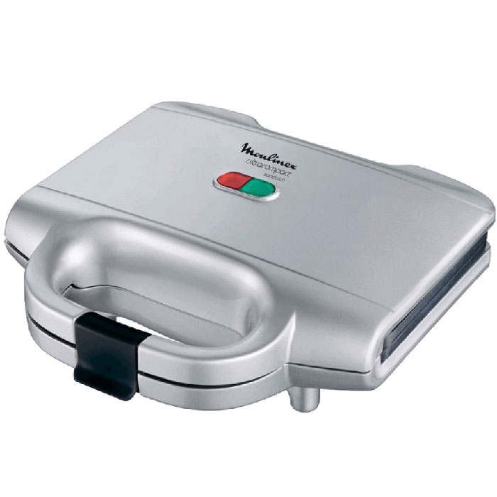 Moulinex SM1541 Ultracompact, Silver сендвичницаSM154135 Moulinex SM1541 Ultracompact, Silver сендвичницаSM154135Сендвичница и вафельница Moulinex SM1541 отличается высокой мощностью, которая составляет 700 Вт. Это означает, что прибор способен в считанные мгновения приготовить восхитительный завтрак для всей семьи. Прибор подарит вам уникальную возможность каждое утро наслаждаться восхитительными сэндвичами. Кроме того, эта бутербродница обладает еще и функциями вафельницы. Специальных насадок под вафли в комплекте нет. Внутреннее покрытие сендвичницы рассчитано на то, что вместо подрумянивания/поджаривания бутербродов можно выпекать вафли. Moulinex SM1541 вмещает в себя до 4 треугольных бутербродов одновременно, позволяя вам готовить отличный завтрак для всей семьи в считанные мгновения. Эксплуатация Moulinex SM1541 не вызовет у вас абсолютно никаких затруднений. Прибор оснащен очень удобным световым индикатором включения, позволяющий определить состояние прибора одним взглядом. Более того, бутербродница обладает внутренним антипригарным покрытием, что обеспечивает...