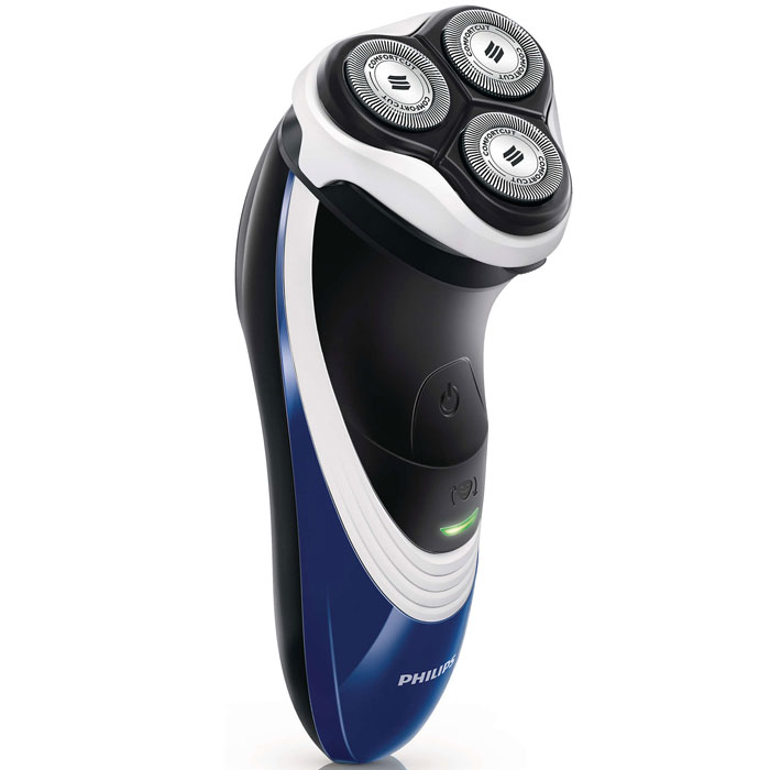 Philips PT723/16 PowerTouch, Blue White Black электробритваPT723/16 Philips PT723/16 PowerTouch, Blue White Black электробритваPT723/16Бритва Philips PT723/16 PowerTouch заряжает энергией по утрам. Подключите ее к сети и забудьте о зарядке. Лезвия ComfortCut обеспечивают более комфортное бритье. С бритвой PowerTouch привычное бритье по утрам отнимет у вас совсем немного времени. Благодаря закругленным краям лезвия ComfortCut плавно скользят по коже,обеспечивая гладкое и комфортное бритье. Бритва Philips PT723/16 PowerTouch автоматически подстраивается под изгибы лица и шеи. Энергоэффективная, мощная литий-ионная батарея позволяет реже заряжать бритву. 8-часовой зарядки хватит на более чем на 45 минут работы — то есть около 15 сеансов. А 3-минутной зарядки будет достаточно для одного сеанса бритья. Для очистки просто откройте головки и тщательно промойте их под струей воды. Лезвия ComfortCut мягко скользят по коже, обеспечивая чистое, гладкое бритье Система Flex & Float повторяет контуры лица и шеи Самый быстрый способ закончить утренние сборы Питание от сети и от аккумулятора ...