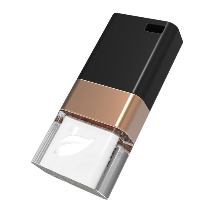Leef ICE 3.0 32GB, Copper USB-накопительLFICE3.0-032COP Leef ICE 3.0 32GB, Copper USB-накопительLFICE3.0-032COPТысячи лет медь высоко ценили за пластичность и красоту. Будь то заклепки на джинсах марки Levys, роскошные часы или украшения для дома, медный цвет добавляет лоска и престижа всему, к чему прикасается. Leef ICE 3.0 сочетает в себе благородную красоту меди и суперкомпактные размеры. Leef ICE 3.0 разрабатывался как самый стильный флеш накопитель. Для достижения требуемого эффекта при производстве используется метакриловая смола, которая позволяет создать кристально чистый блеск льдинки, преломляющей солнечный свет. Leef ICE 3.0 обладает ударопрочными свойствами, а также пыле-и влагостойкая, что позволяет защитить ваши воспоминания от любых испытаний. Системные требованияWindows 8, Windows 7, Windows XP (SP3), Windows Vista (SP1, SP2), Windows 2000, Apple Mac OS X и выше