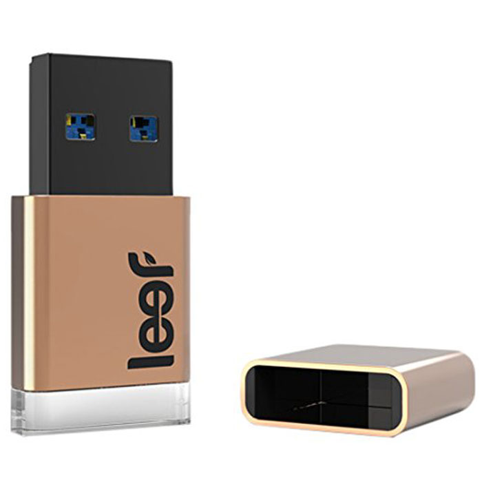 Leef Magnet 3.0 32GB, Copper USB-накопительLFMGN-032COP Leef Magnet 3.0 32GB, Copper USB-накопительLFMGN-032COPТысячи лет медь высоко ценили за пластичность и красоту. Будь то заклепки на джинсах марки Levys, роскошные часы или украшения для дома, медный цвет добавляет лоска и престижа всему, к чему прикасается. Leef Magnet 3.0 Copper сочетает в себе благородную красоту меди с мягко светящимся диодом и магнитным колпачком, который невозможно потерять. На рынке впервые появился накопитель с магнитным колпачком, который позволяет не потерять его из виду. Просто прикрепите его к холодильнику, дверце машины... всему, что подскажет ваша фантазия. Leef Magnet 3.0 обладает ударопрочными свойствами, а также пыле-и влагостойкая, что позволяет защитить ваши воспоминания от любых испытаний. Системные требования: Windows 8, Windows 7, Windows XP (SP3), Windows Vista (SP1, SP2), Windows 2000, Apple Mac OS X и выше