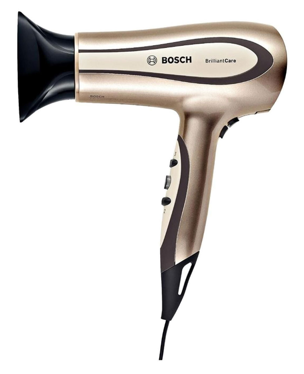 Bosch PHD-5980 BrilliantCare Hairtype фенPHD5980 Bosch PHD-5980 BrilliantCare Hairtype фенPHD5980Фен Bosch PHD 5980 BrilliantCare Hairtype, имея два независимых регулятора скорости и температуры воздушных потоков, обеспечивает возможность создавать укладки совершенно разных типов. Мощность фена составляет 2200 Вт, что является его неоспоримым преимуществом перед конкурентами. Съемная решетка воздухозаборника обеспечивает удобство чистки фена. Отдельная кнопка холодного обдува даёт возможность использовать холодные потоки для фиксации причёски. Начинать сушку волос при низкой температуре под сильными струями воздуха, постепенно увеличивать нагрев, что в итоге зафиксирует объем и прическу. Насадка-концентратор и диффузор с большим количеством длинных пальцев помогают надёжно фиксировать укладку волос в прическах. Функция ионизации, которой оборудован фен, делает волосы легче расчесываемыми, уменьшает статический заряд в волосах, убирая эффект живых волос. Обеспечивает поддержку и защиту цвета волос. Способствует сохранению эпителия при укладках. Кнопка Turbo включает быстро...