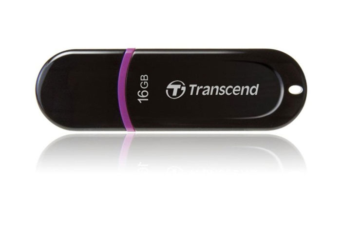 Transcend JetFlash 300 16GB USB-накопительTS16GJF300 Transcend JetFlash 300 16GB USB-накопительTS16GJF300Флеш-накопитель Transcend JetFlash 300 - устройство для хранения и переноса документации, фото, музыки и видео, которое с легкостью может поместиться у вас в кармане или кошельке. JetFlash 300 поддерживает функцию Windows ReadyBoost, позволяющую повысить производительность системы за счет увеличения свободной памяти в Windows Vista или Windows 7. Также вы сможете скачать программное обеспечение JetFlash elite для более эффективной работы с данными, хранящимися на JetFlash 300.