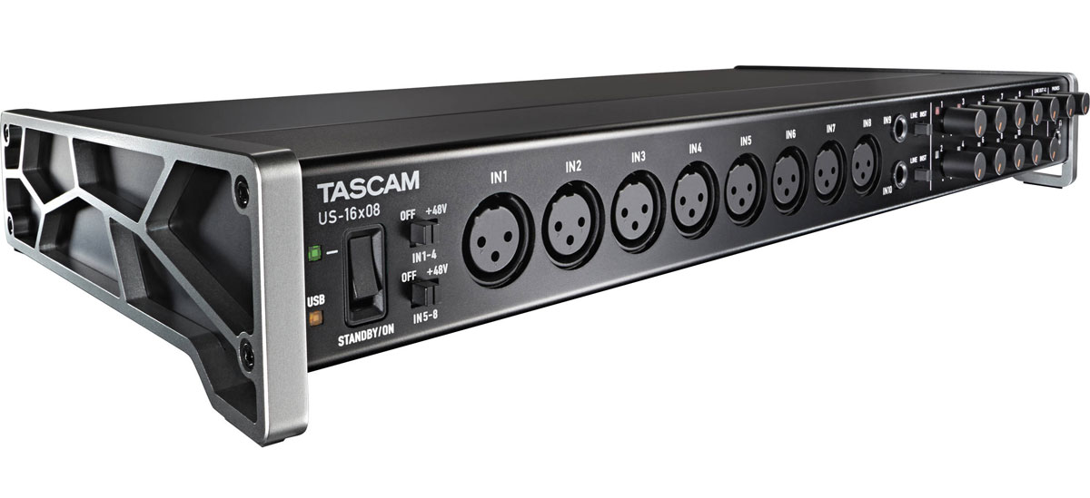 Tascam US-16x08, Black аудиоинтерфейсUS-16x08 Tascam US-16x08, Black аудиоинтерфейсUS-16x08Tascam US-16x08 - аудиоинтерфейс, который предназначен для управления большими сессиями благодаря 16 микрофонным и линейным входам с чистым звуком и расширенным функциями. 8 Ultra-HDDA микрофонных предусилителя имеют чистейшее звучание, бесшумную работу и предоставляют до 56 дБ усиления. Плюс есть 8 линейных входа, два из которых переключаются на инструментальные для прямой записи гитары или бас- гитары. Также доступны 8 балансных линейных выхода, два с регулятором уровня на передней панели. Устройство оборудовано DSP-микшером для цифрового микширования с низким уровнем задержки. Каждый канал имеет 4-полосный эквалайзер и компрессор для формирования окончательного варианта звучания микса. Этот интерфейс можно даже использовать в качестве автономного микрофонного предусилителя. Кроме того, US-16x08 обеспечен драйверами для Mac и Windows, а также совместимыми драйверами для планшетов. MIDI вход и выход находится на задней панели. Имеются аналоговые...