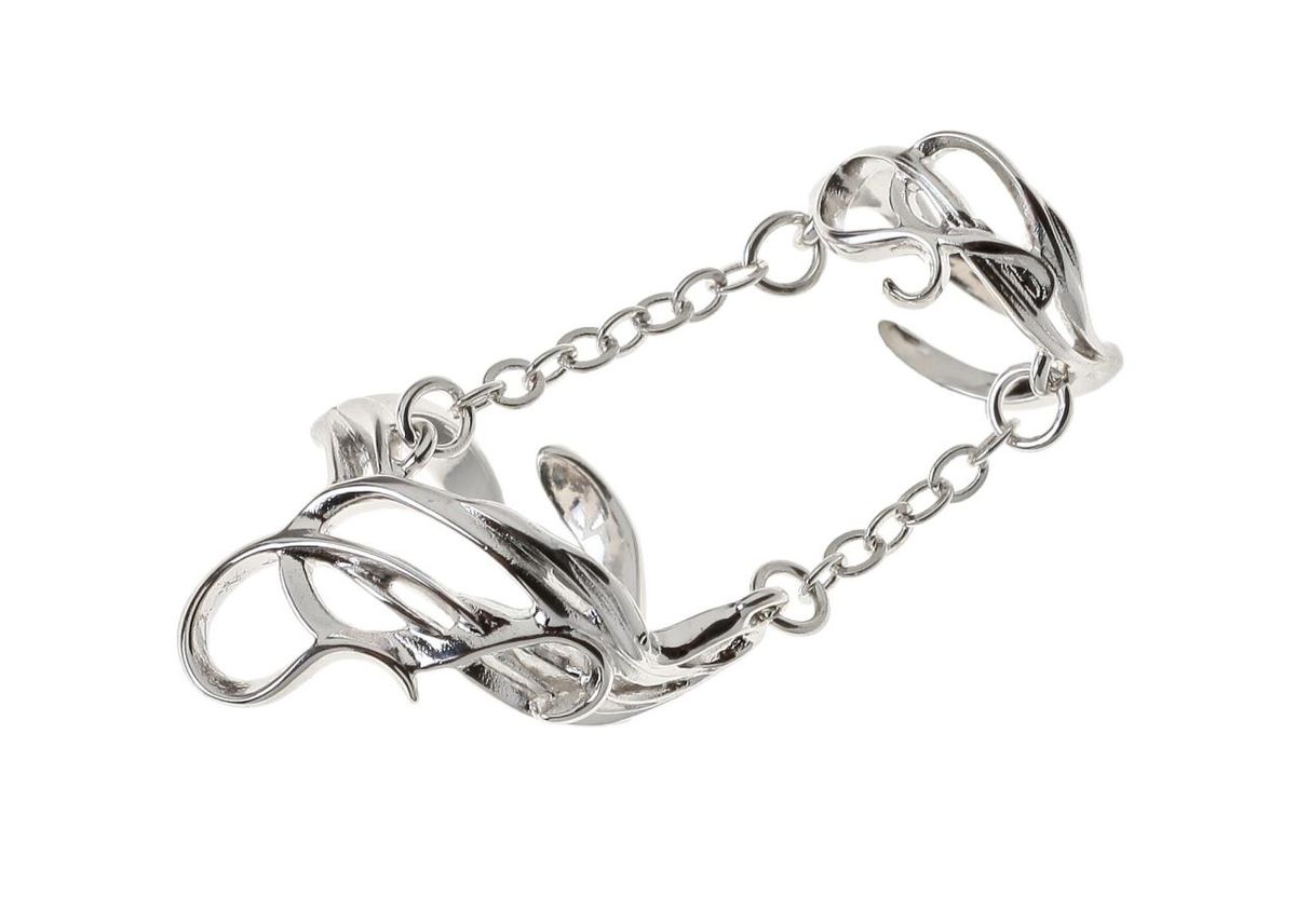 Кольцо Jenavi Чика, цвет: серебряный. r771f090r771f090 Кольцо Jenavi Чика, цвет: серебряный. r771f090r771f090Стильное кольцо Jenavi Чика выполнено из ювелирного сплава и оформлено ажурными переплетениями. Кольцо надевается на две фаланги и имеет универсальный размер. Оригинальное кольцо Jenavi превосходно дополнит ваш образ и подчеркнет отменное чувство стиля своей обладательницы.