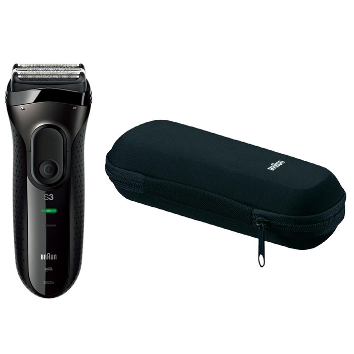 Braun Series 3 3020s, Black электробритва + подарок чехол81539340 Braun Series 3 3020s, Black электробритва + подарок чехол81539340Braun Series 3 3020s - мировой бестселлер среди сеточных бритв, который стал еще лучше. Технология Microcomb проверена на 3-х дневной щетине. Она помогает направлять больше волосков к режущим деталям для более быстрого бритья. Микрогребень содержит два ряда мелких гребней, равномерно распределенных вокруг независимого плавающего триммера. Это позволяет поймать и направить больше волосков с каждым движением и обеспечивает более быстрое бритье. Бритвы Series 3 от Braun обладают интеллектуальным режимом точности. Простым переключением вы можете временно отсоединить одну из бреющих сеток, что сделает бреющую головку уже - для более точного бритья. Это особенно полезно при бритье труднодоступных участков, как под подбородком или под носом. Время зарядки: 1 час