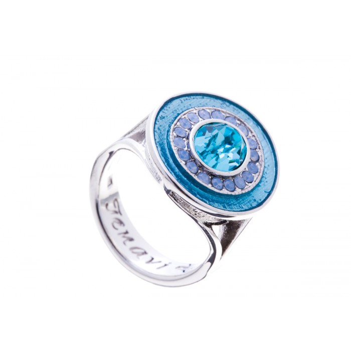 Кольцо Jenavi Color 19, цвет: серебристый, бирюзовый. f380f070. Размер 19f380f070 Кольцо Jenavi Color 19, цвет: серебристый, бирюзовый. f380f070. Размер 19f380f070Стильное кольцо современного дизайна Jenavi Color 19 изготовлено из ювелирного сплава с антиаллергическим гальваническим покрытием серебром с родированием. Овальный декоративный элемент инкрустирован кристаллами Swarowski. Элегантное кольцо придаст вашему образу изюминку и подчеркнет индивидуальность.