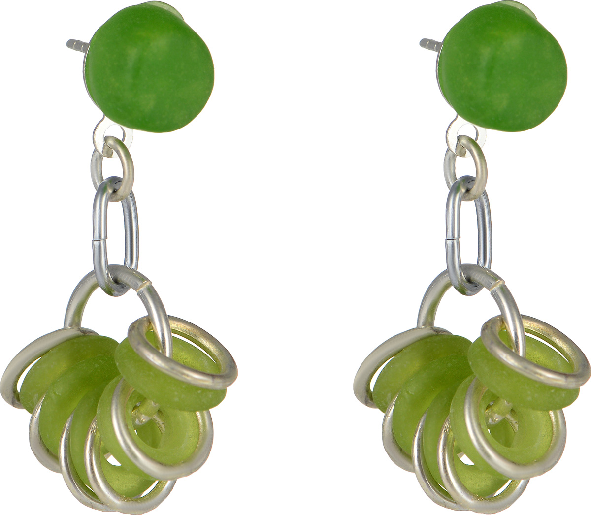 Серьги Lalo Treasures Mon Amour, цвет: зеленый, серый металлик. E3462-2E3462-2 Серьги Lalo Treasures Mon Amour, цвет: зеленый, серый металлик. E3462-2E3462-2Оригинальные серьги Lalo Treasures Mon Amour изготовлены из металлического сплава, дополнены декоративными элементами из ювелирной смолы. Изделие застегивается на замок-гвоздик с заглушкой, которая надежно зафиксирует серьги. Стильные серьги не оставят равнодушной ни одну любительницу изысканных украшений и помогут создать собственный неповторимый образ.