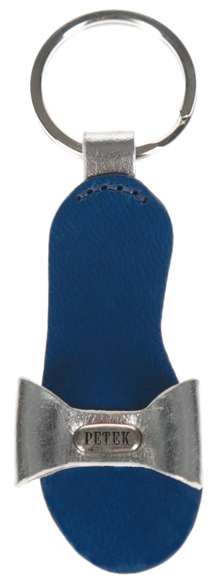 Брелок Petek 1855, цвет: синий. 1517.4000.081517.4000.08 D.Blue Брелок Petek 1855, цвет: синий. 1517.4000.081517.4000.08 D.BlueСтильный брелок для ключей Petek 1855 выполнен из натуральной кожи с декоративным тиснением. Брелок в виде туфельки оформлен небольшой металлической пластиной с гравировкой в виде логотипа производителя и оснащен металлическим кольцом. Изделие поставляется в фирменной упаковке. Брелок Petek 1855 порадует вас необычным дизайном и функциональностью, а также станет приятным подарком к любому празднику!
