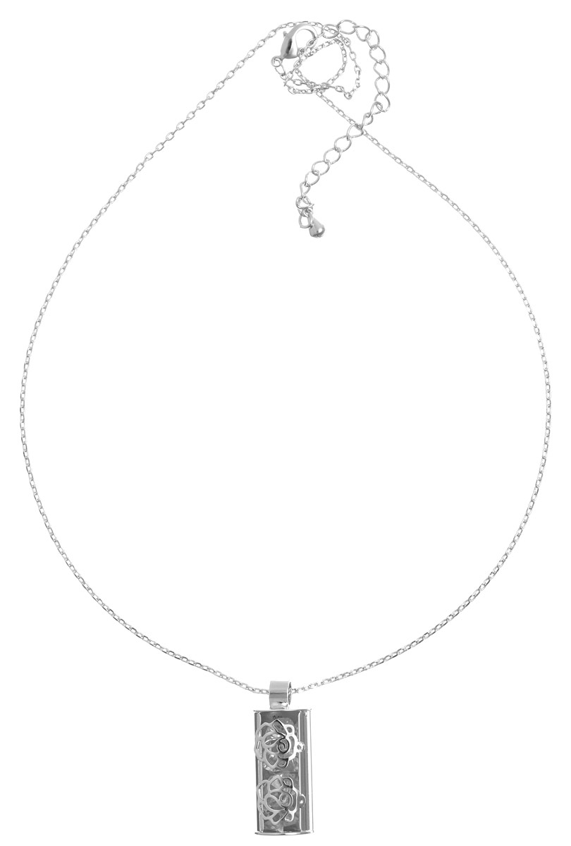 Колье Art-Silver, цвет: серебристый. E15146-S-608E15146-S-608 Колье Art-Silver, цвет: серебристый. E15146-S-608E15146-S-608Великолепное колье Art-Silver выполнено из бижутерного сплава. Колье представляет собой тонкую цепочку, которая дополнена оригинальной подвеской с цирконами. Изделие застегивается на замок-карабин с регулирующей длину цепочкой. Изысканное колье станет оригинальным аксессуаром, как для повседневного, так и для вечернего наряда, оно подчеркнет вашу индивидуальность и неповторимый стиль.